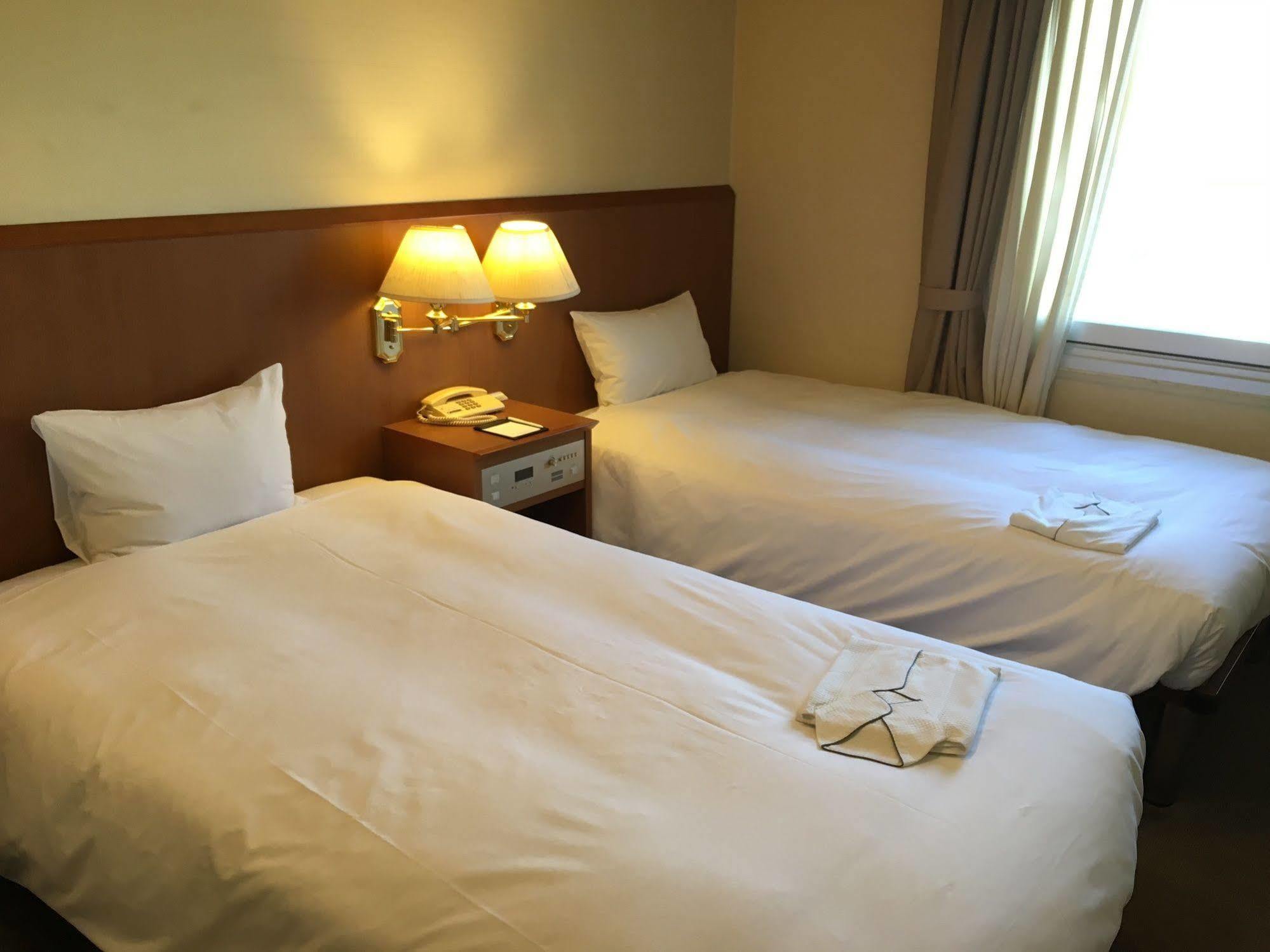 Hotel Yokohama Camelot Japan Zewnętrze zdjęcie